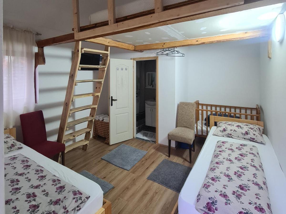 Konak Dobri Potok Krupanj Esterno foto