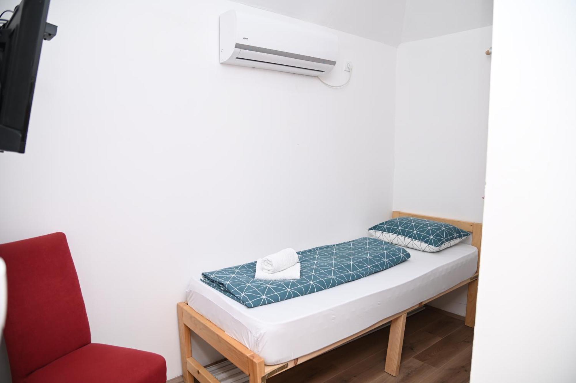 Konak Dobri Potok Krupanj Esterno foto