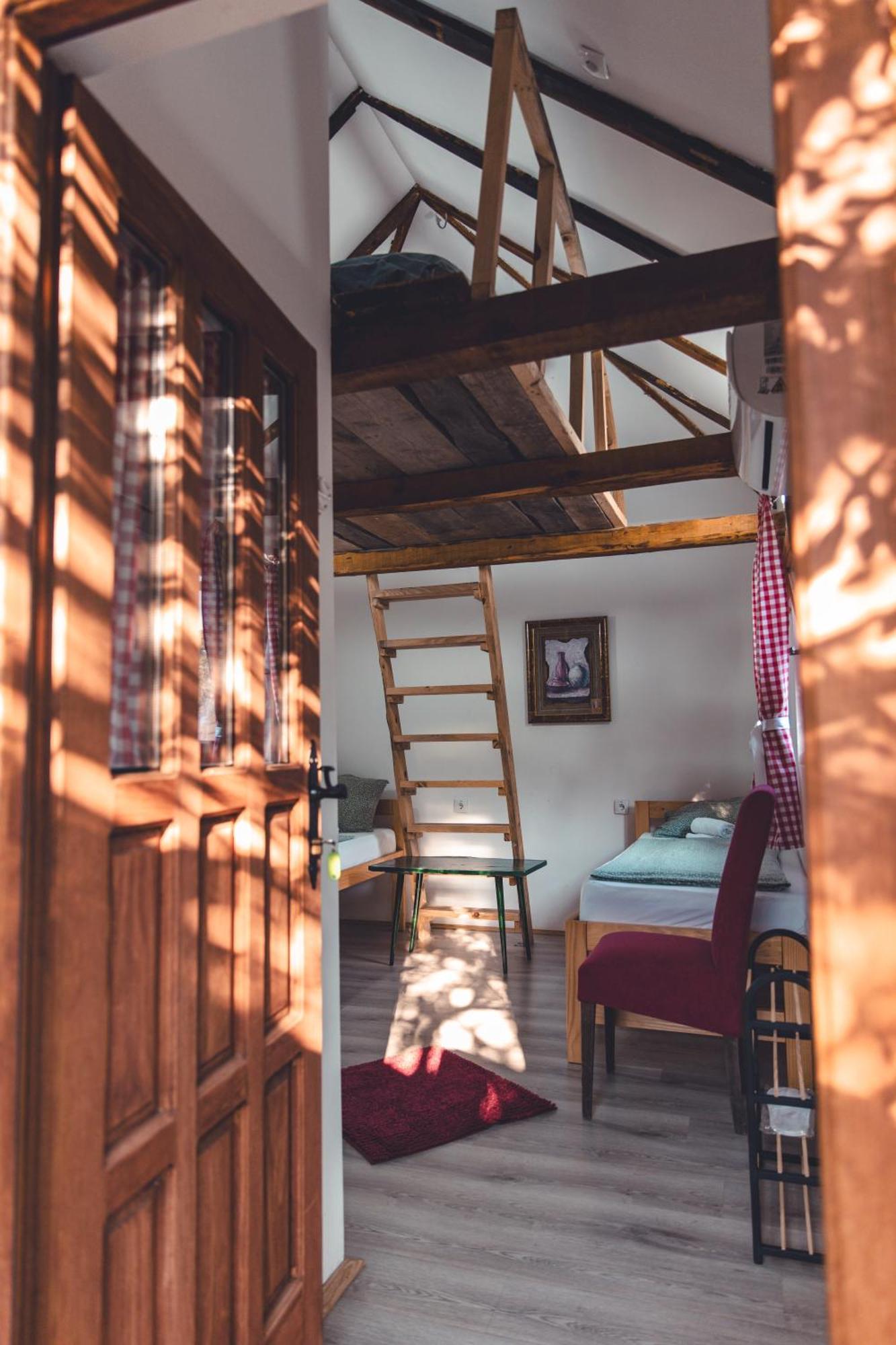 Konak Dobri Potok Krupanj Esterno foto