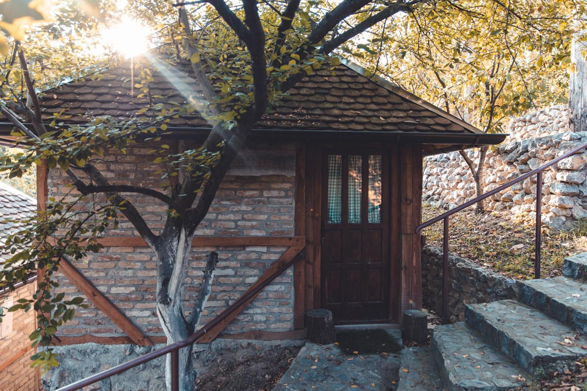 Konak Dobri Potok Krupanj Esterno foto
